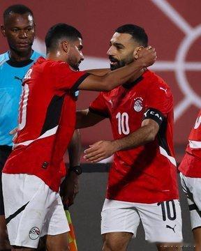 雅各布斯透露萨拉赫冬窗可能继续留在利物浦“萨拉赫很可能会在冬季转会窗后继续留在利