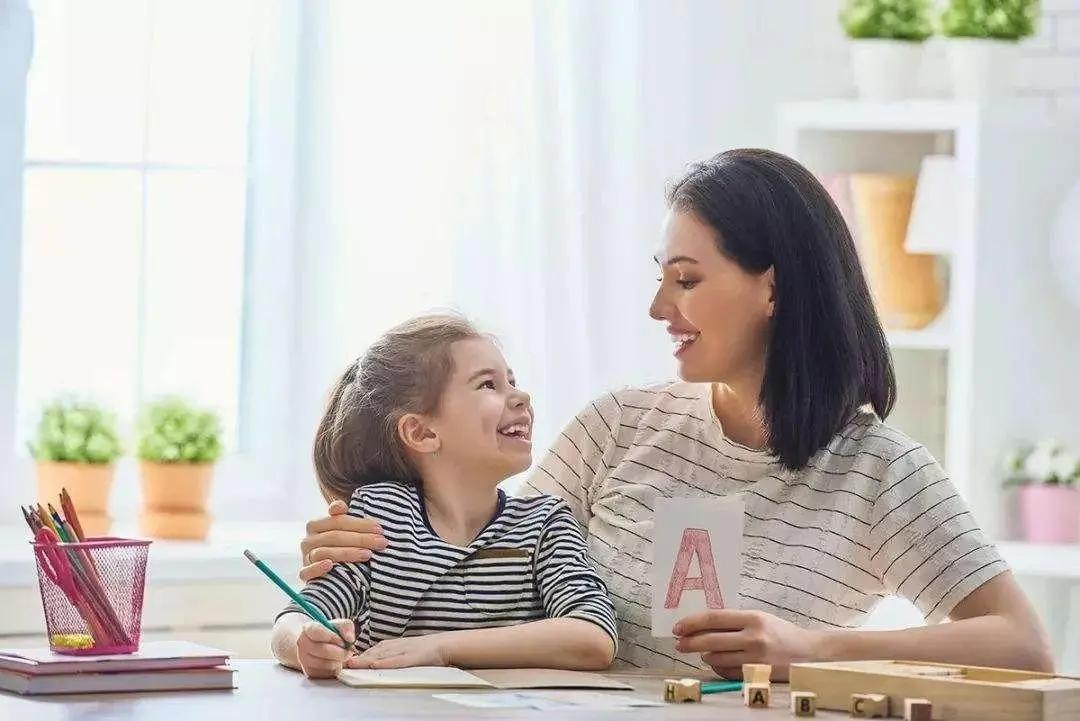 身边三人，悄然塑造孩子人生轨迹

确实，对于“有儿子的夫妻离婚率更低”这一现象，