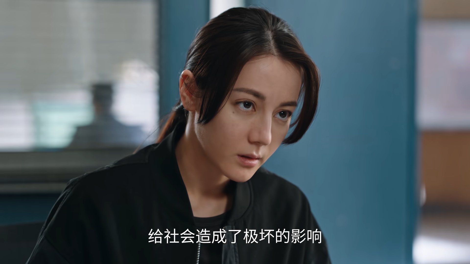 利剑玫瑰！！！！好看！！…第一集就这么好看，这剧情也太刺激了，一集就弹出了两种拐