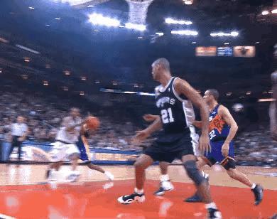 为什么他只有1.8米出头的身高，却能在长人如林NBA，留下许多后卫难以企及的纪录