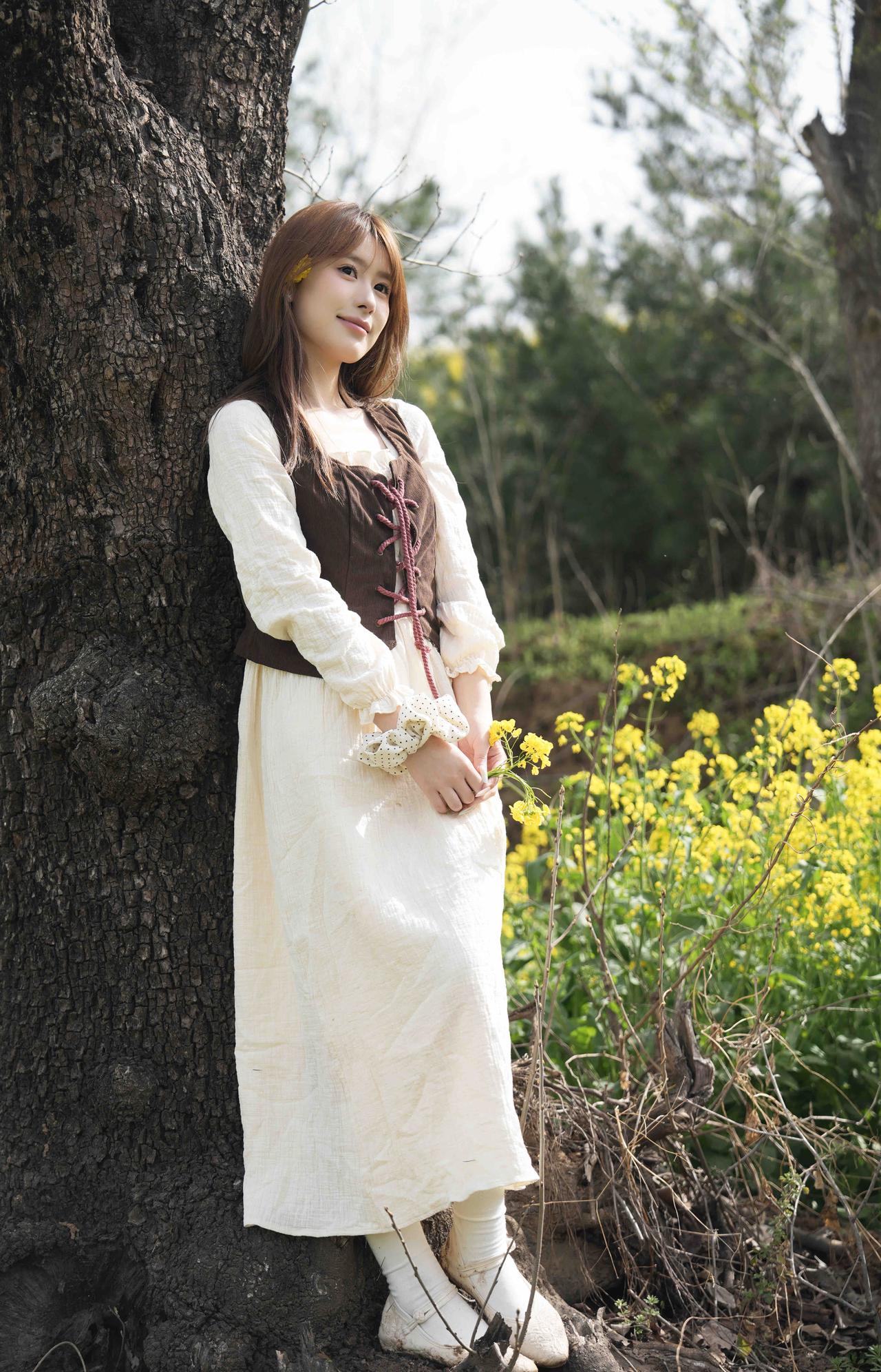 春日野餐，花海中的浪漫时光