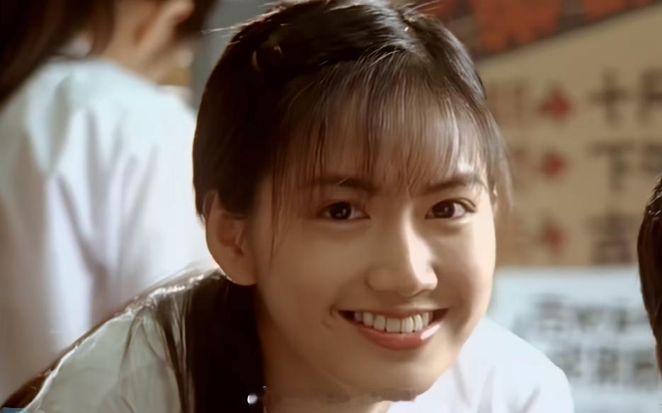 台大五姬之：“农推蔓”翁滋蔓。翁滋蔓应该是台大五姬里，网友比较熟悉的一位，梁静茹