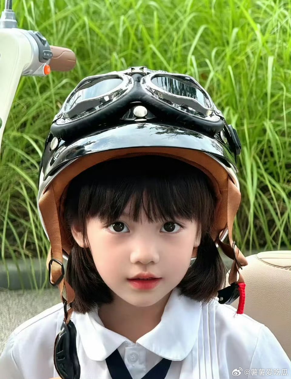 曝沐言爸爸结扎了在爱里才能生出明媚开朗自信的沐颜 