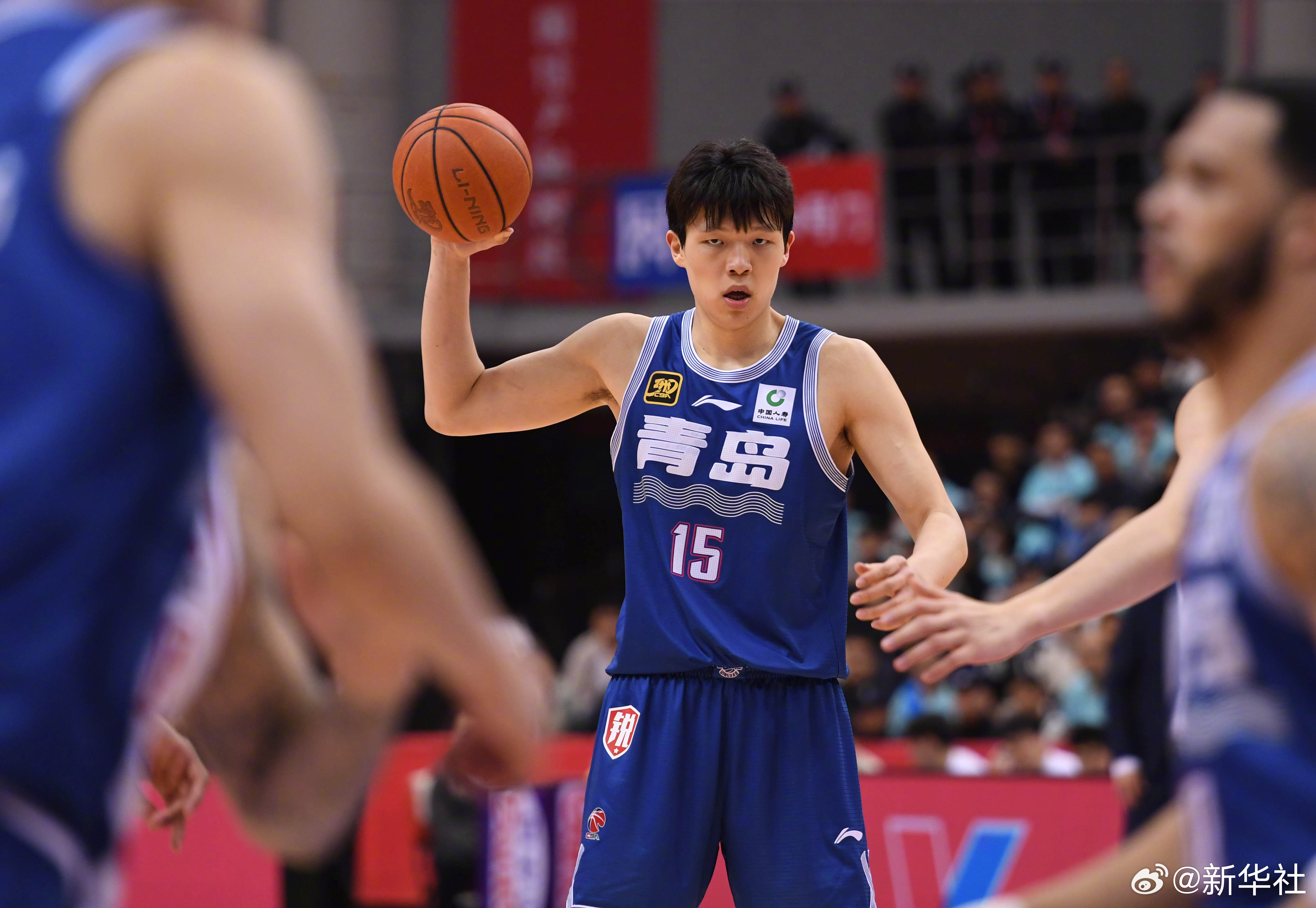 【#NBA波特兰开拓者队选中中国球员杨瀚森#】在2025年美职篮（NBA）新秀选