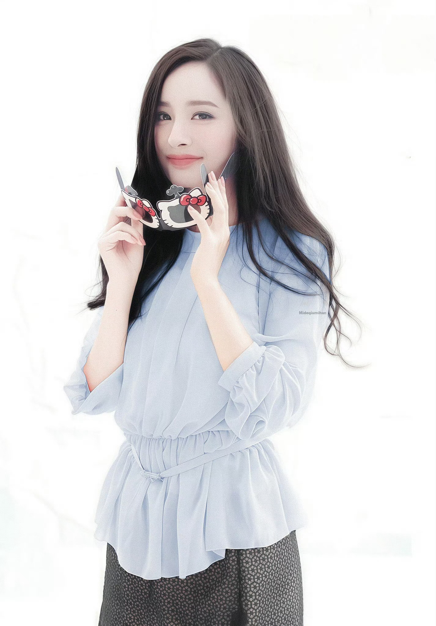 晚上好，在的bb動動