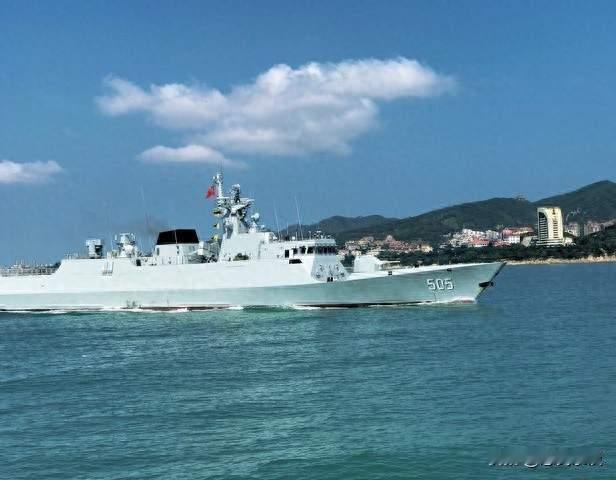 福建舰已经服役了，第4艘国产航母为什么还没出现？主要问题有3个