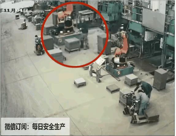 疏忽大意，分秒之间就是安全事故。