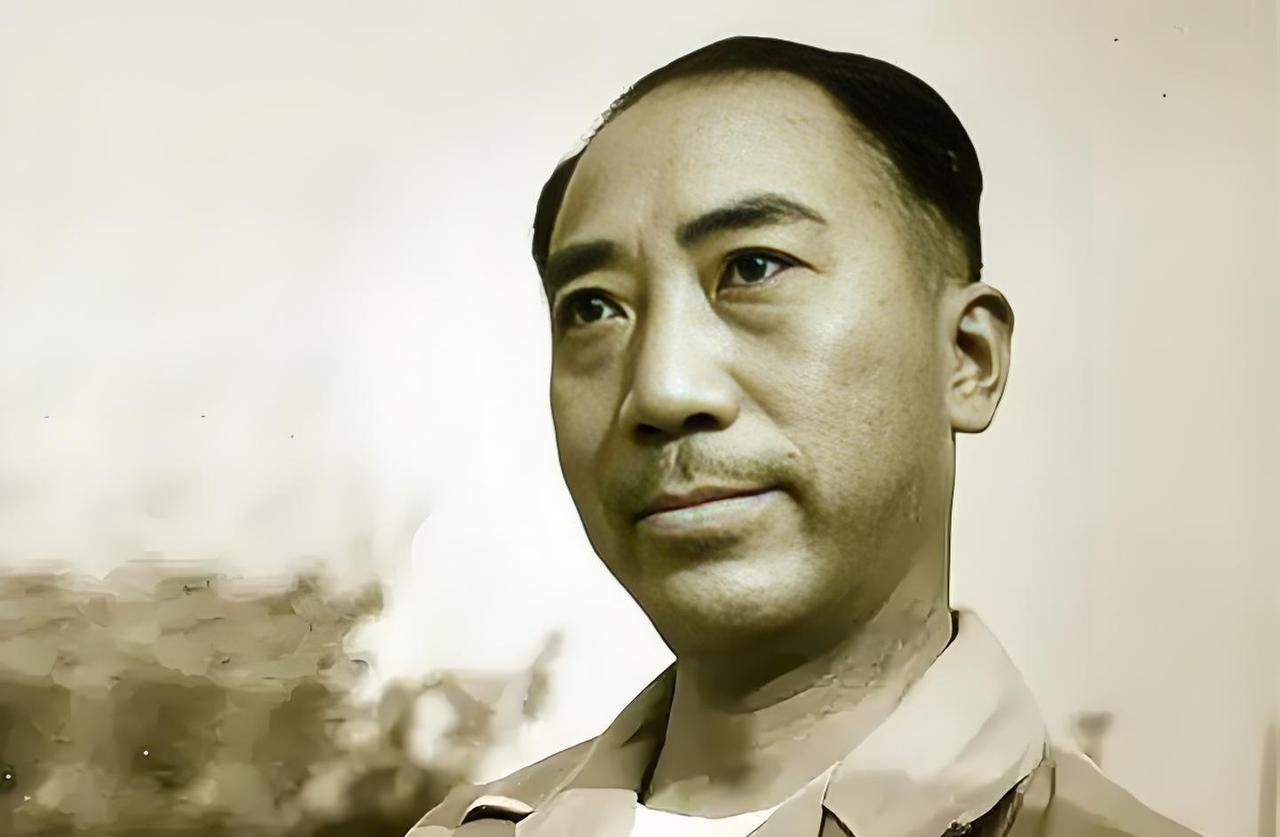 1941年一天深夜，戴笠把他的秘书周志英抱到了床上，两人一番激情过后，周志英依偎