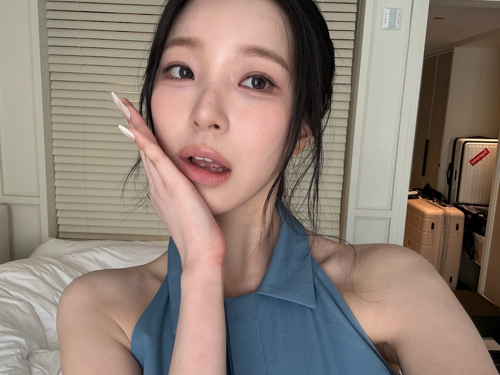 260407 fromis_9 Jiheon白知宪 