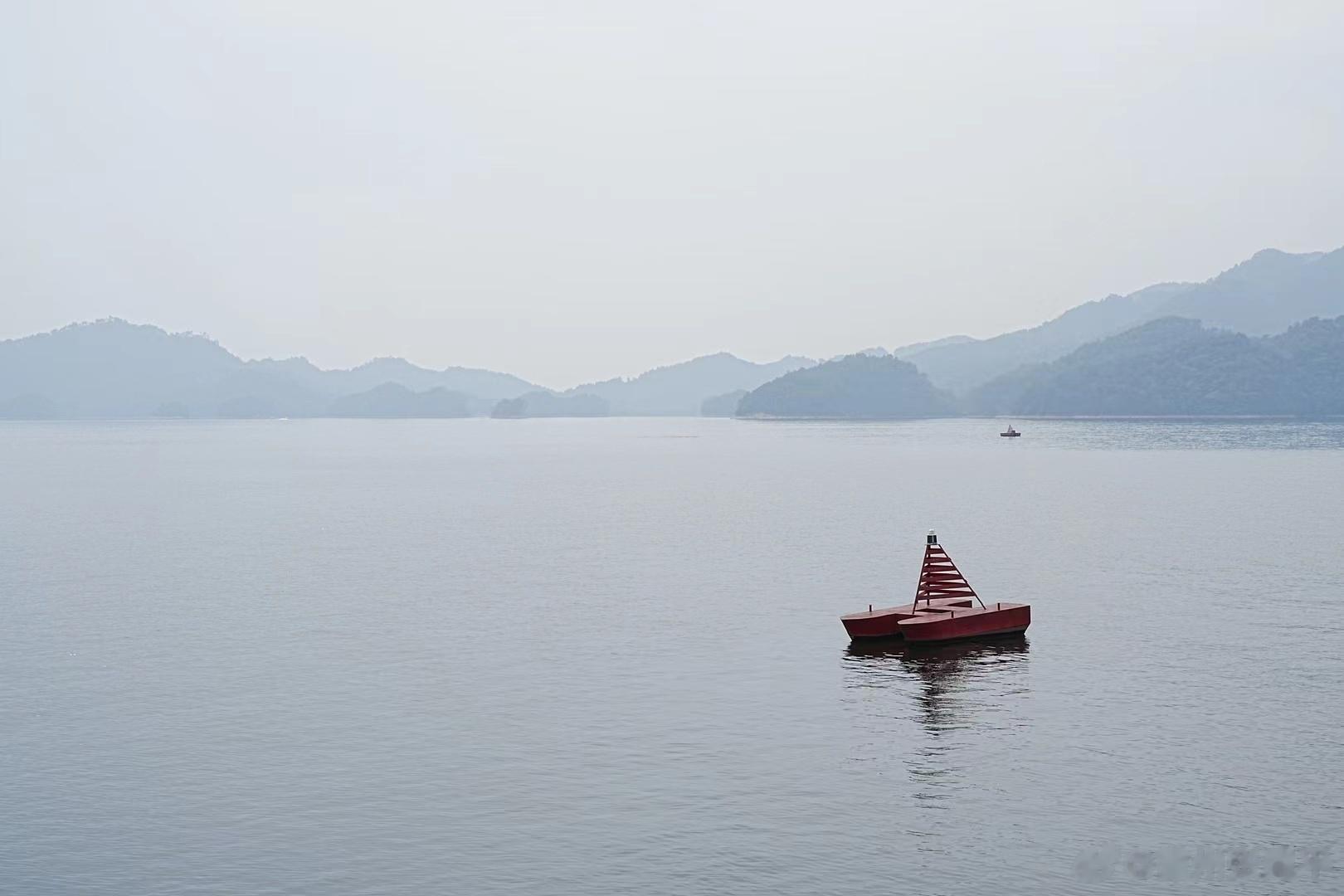 秋水阔，楚天长#黄山[超话]# ​​​