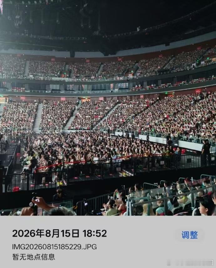 丁禹兮厦门上座率丁禹兮厦门演唱会上座率 小丁这场演唱会人真的爆满，从一楼到顶层全