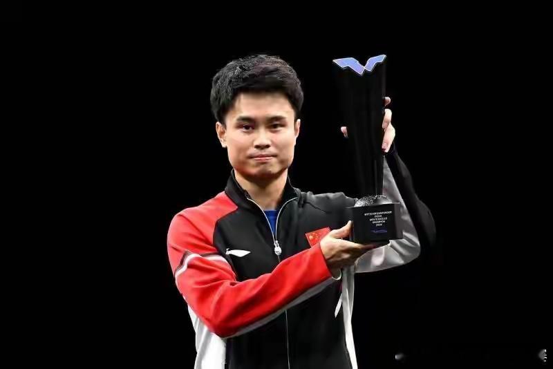 硬仗加冕！周启豪 周启豪连克强敌4-2内战登顶 斩获国乒2026首冠多哈球星挑战