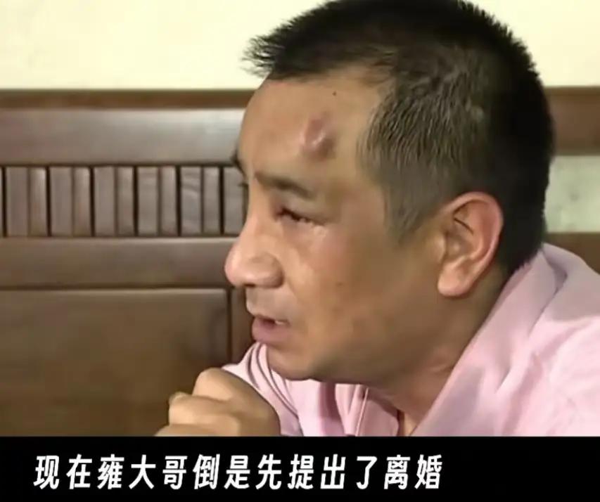 笑死我了！浙江，男子向好兄弟借钱没借到，结果妻子出面借却成功了！男子怀疑妻子出轨