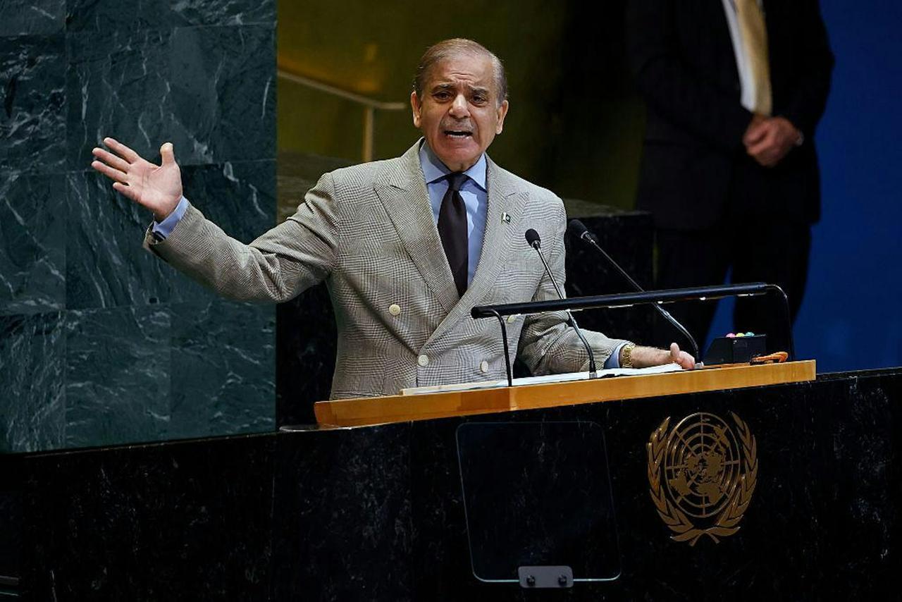 巴基斯坦一辆警车遭炸弹及枪手伏击5死　当地塔利班组织承认责任 西北部Khyber