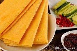 远赴临沂沂南红嫂影视基地游玩，解锁新技能——亲手摊大煎饼！

头一回上手，舀面糊
