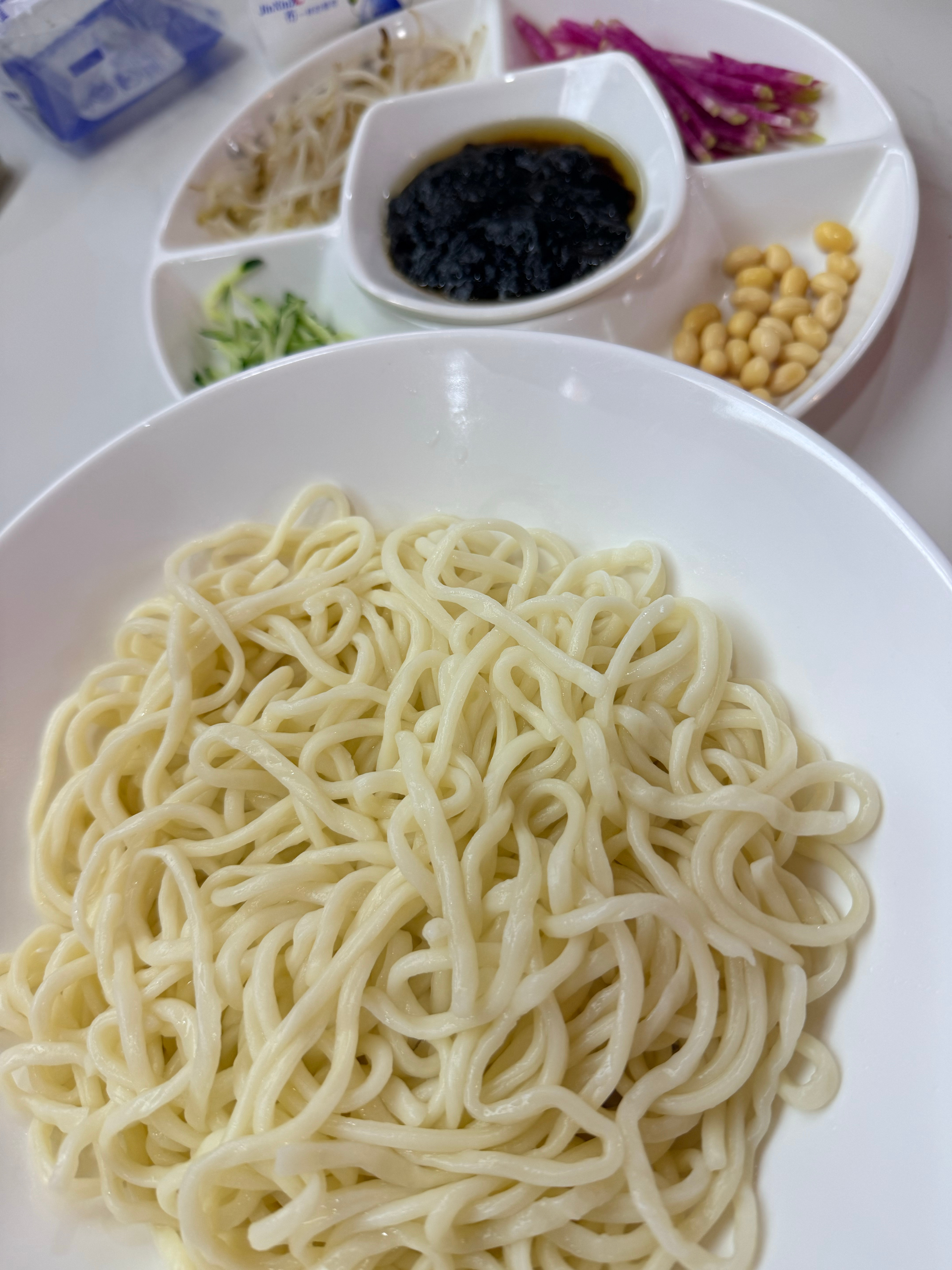 小鹿记  xz 陪肖战走花路 陪爸爸妈妈来王府井逛吃逛吃～❤️北京·王府井商业街