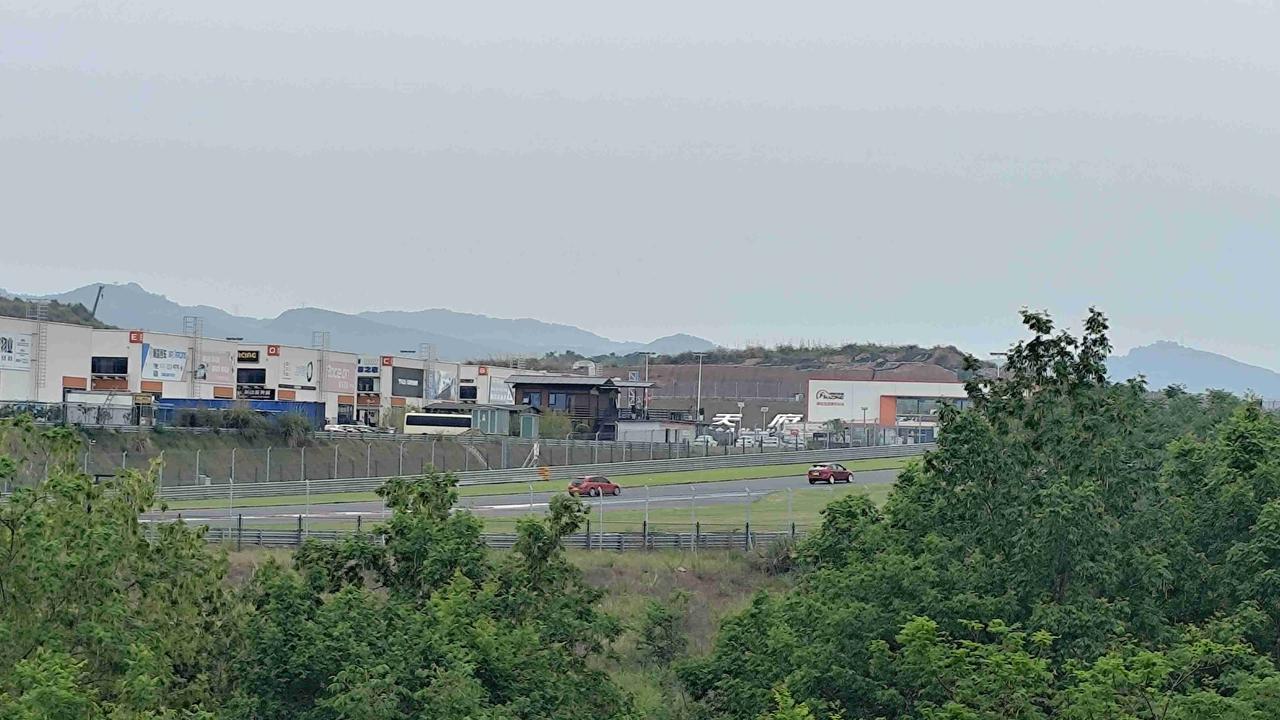 我的今日状态：😁轻松愉快
我这里的天气：🌈雨过天晴