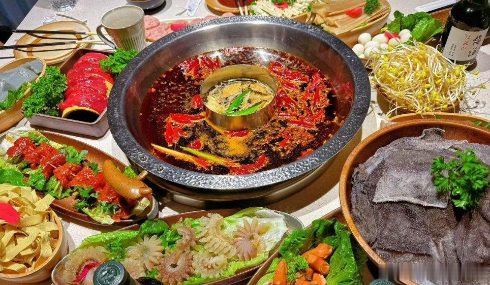 炎炎夏日，唯有美食不可辜负。 