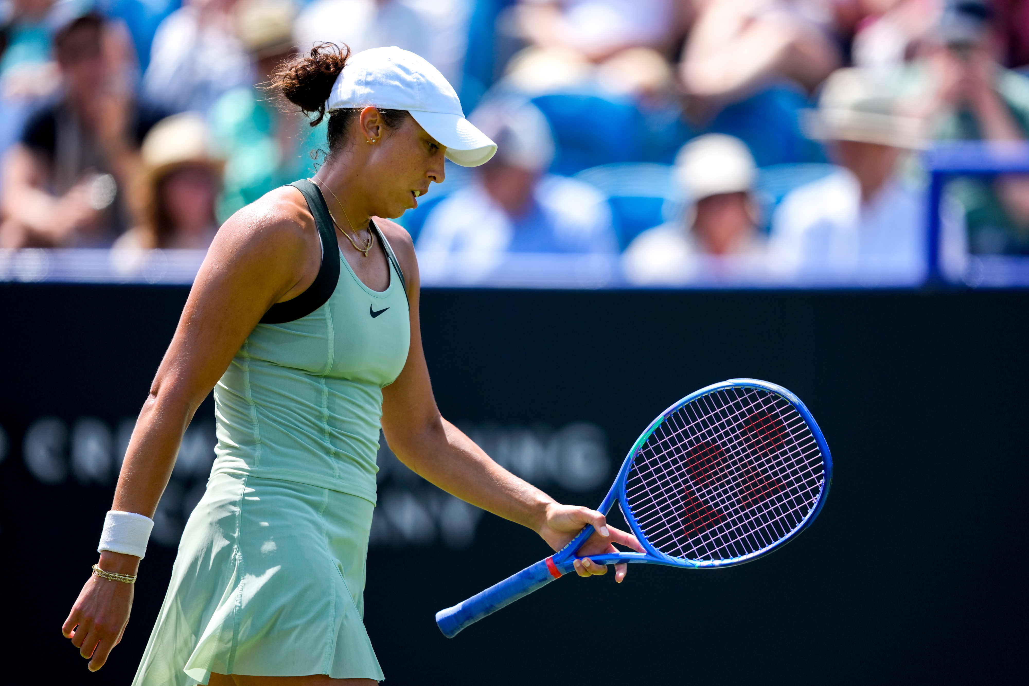 WTA250伊斯特本站第二轮，两届赛会冠军、2号种子凯斯以6-0 6-1横扫博萨