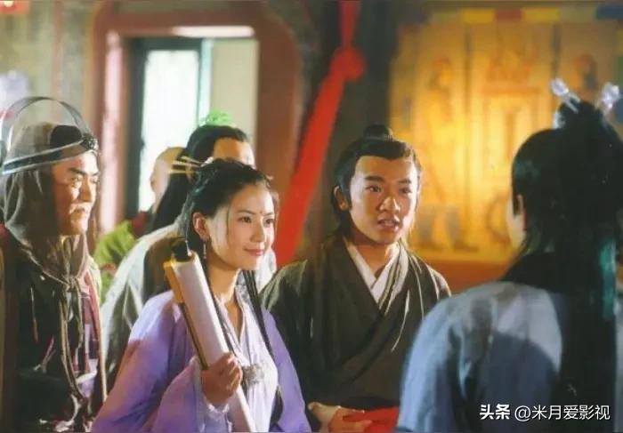 张无忌为什么非赵敏不可？答案太现实
 
同样是深爱张无忌，赵敏能让他死心塌地，周