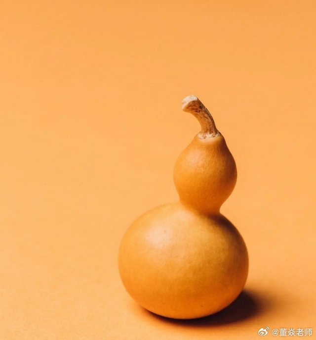心宽，疾病远；心静，智慧生；心善，运道至。 心平，风波止；心定，万象明；心空，天