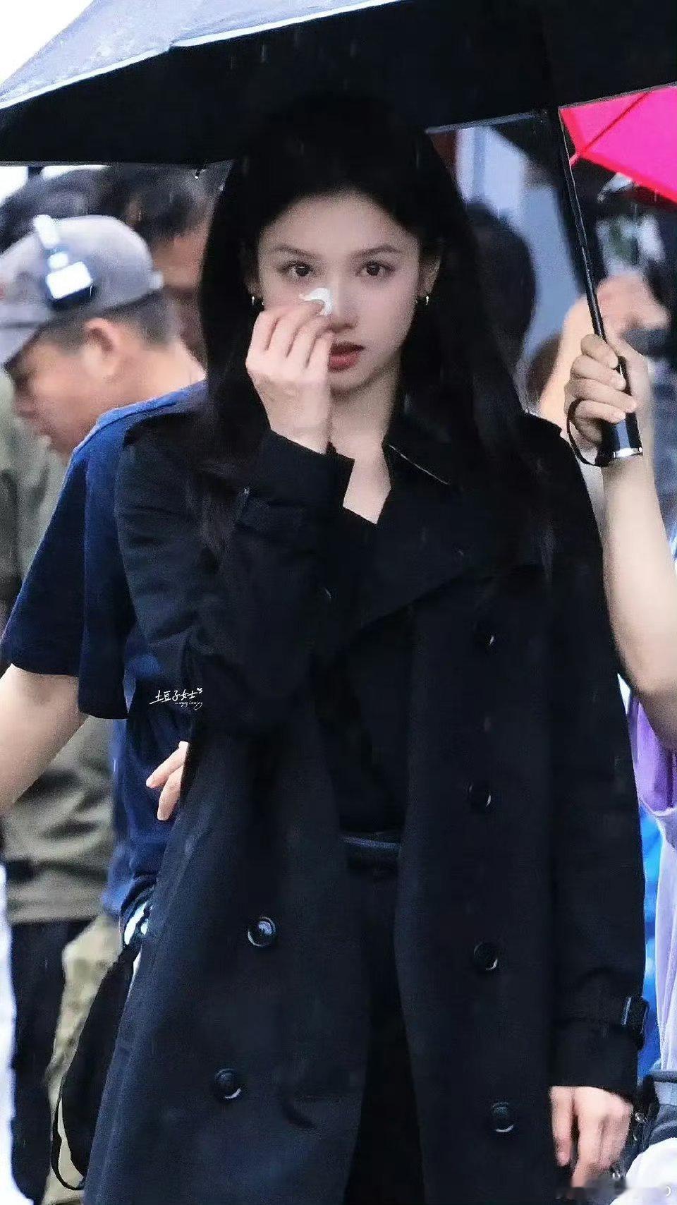 野狗骨头的路透，好伟大的一幕！！！突然get到宋威龙和张婧仪cp感了 ​​​