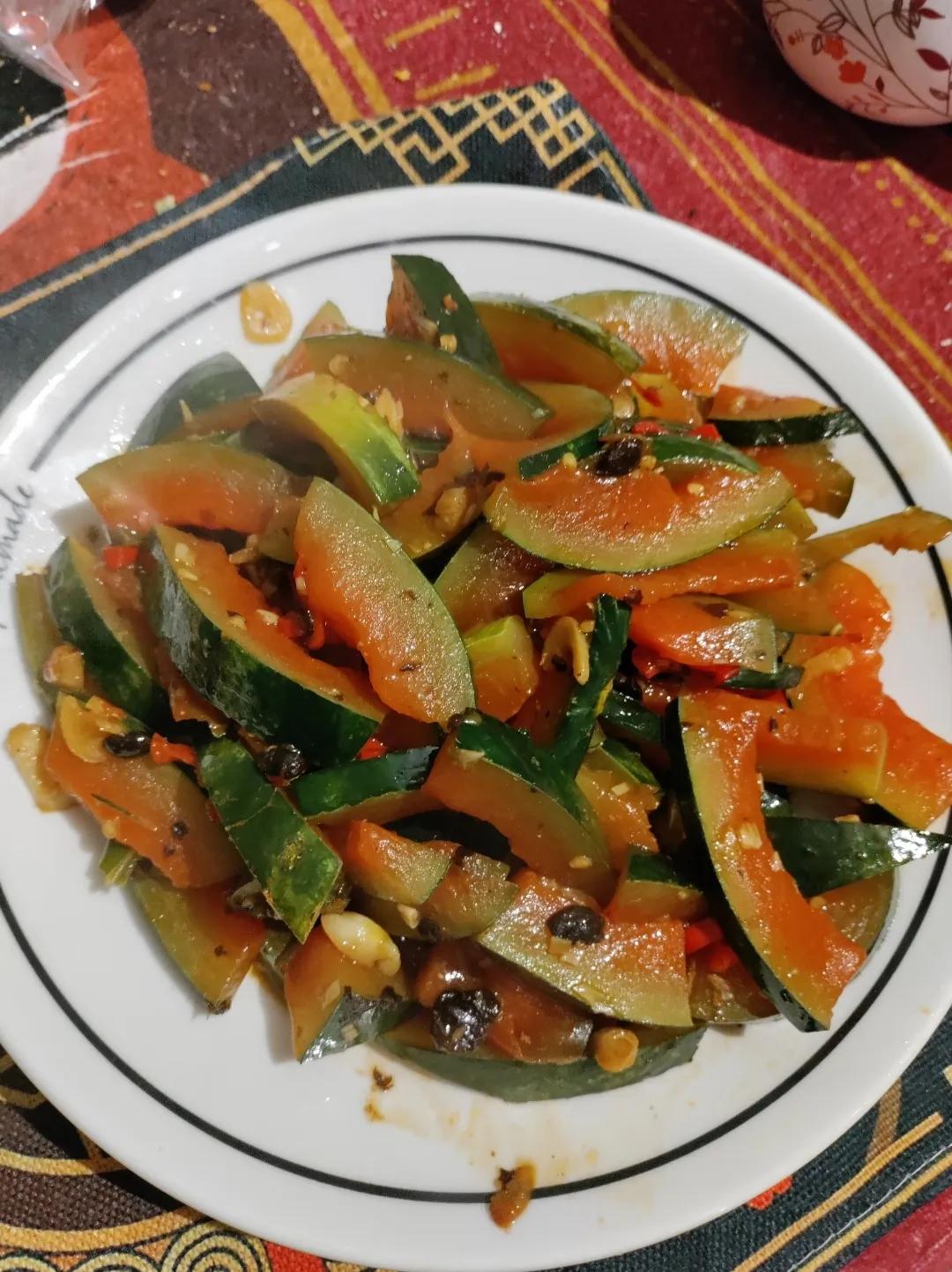 炒了一盘西瓜皮，也算小成了吧？