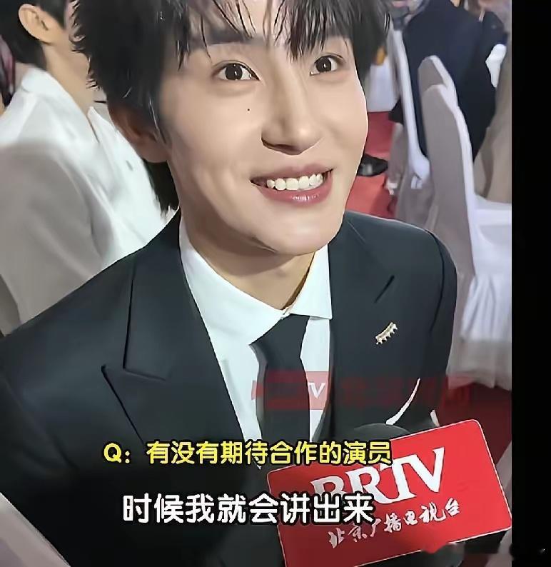 我知道张翅长得帅也知道他演技好但是有一点我还真没想到，他居然还这么谦虚有人问他，