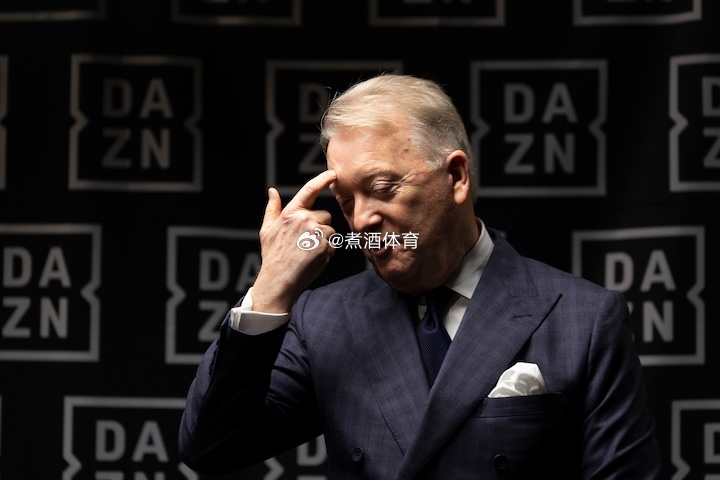 拳坛速递 给爷们整生气了呢！推广人弗兰克-沃伦（Frank Warren）透露，