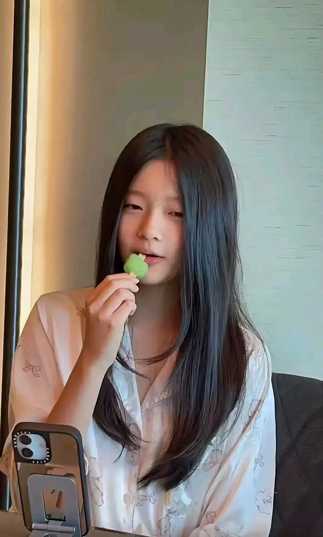 汪小菲的一双儿女，儿子像爸爸，女儿像妈妈，原本可以是幸福的一家四口…… ​​​