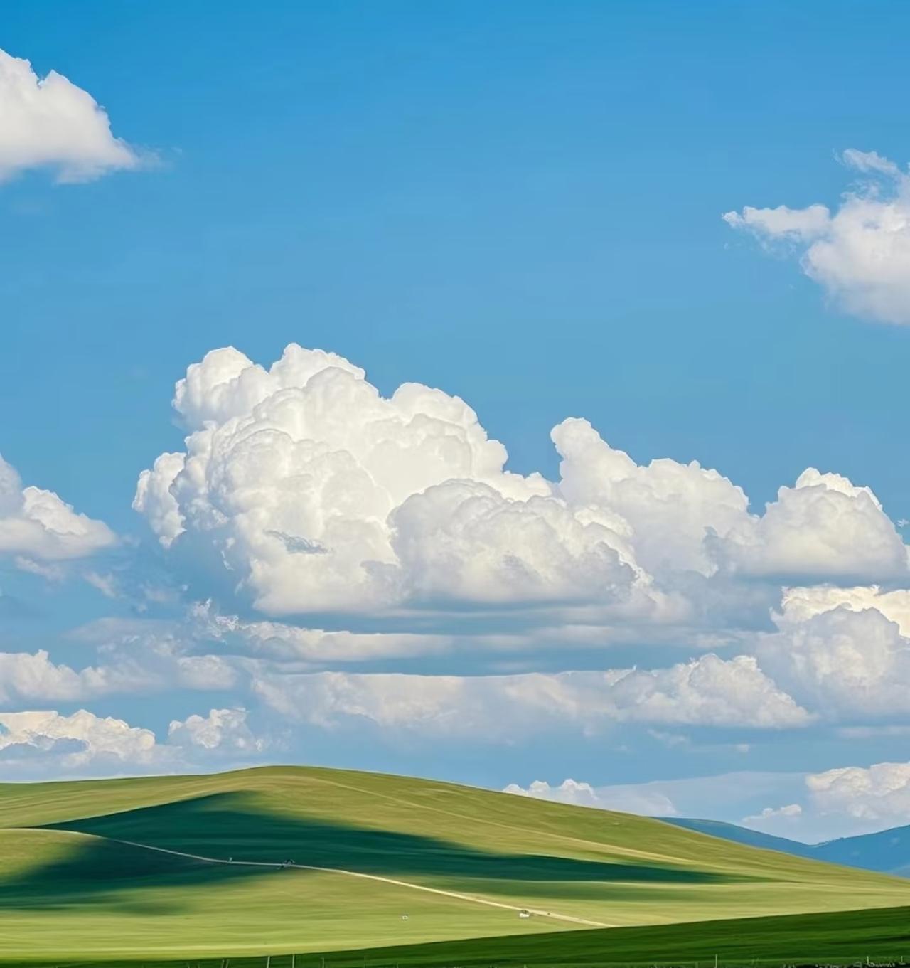 炒股10年悟透一个理：空仓等时机，杀跌才入场
 
前几天和老股民王叔喝茶，他看着