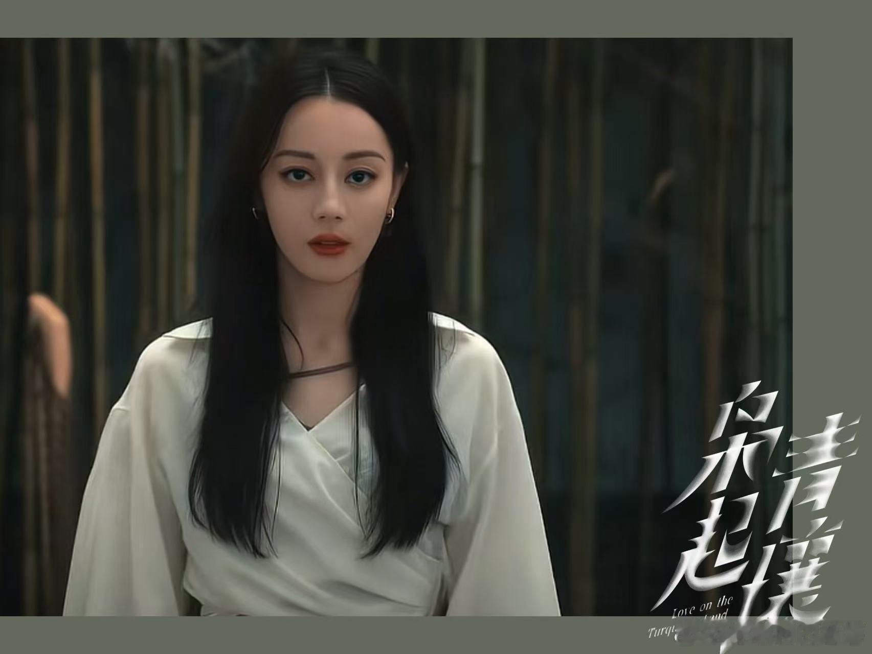 这场疯刀与雕塑家的切换太精彩，迪丽热巴身材太好了，每个细节都藏着角色张力！ 