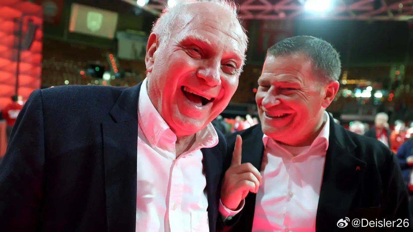 🚨🚨🚨馬克斯·埃貝爾希望留在拜仁並續約，但他最嚴厲的批評者之一，頗具影響力