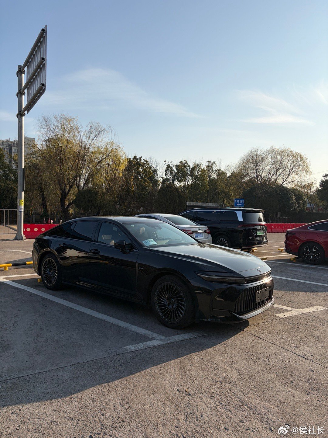 关于皇冠Sedan：如果你是一个正常人，希望安稳地积累财富，和大多数人差不多，那