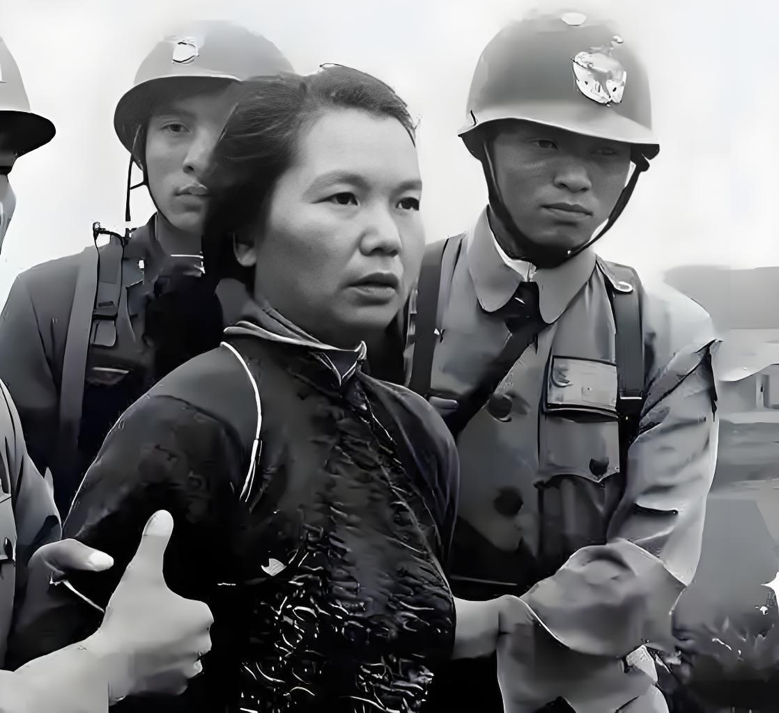 女特工朱枫血洒台湾，被叛徒出卖后吞金明志，身中6枪牺牲，60年后遗骨终归故里
 