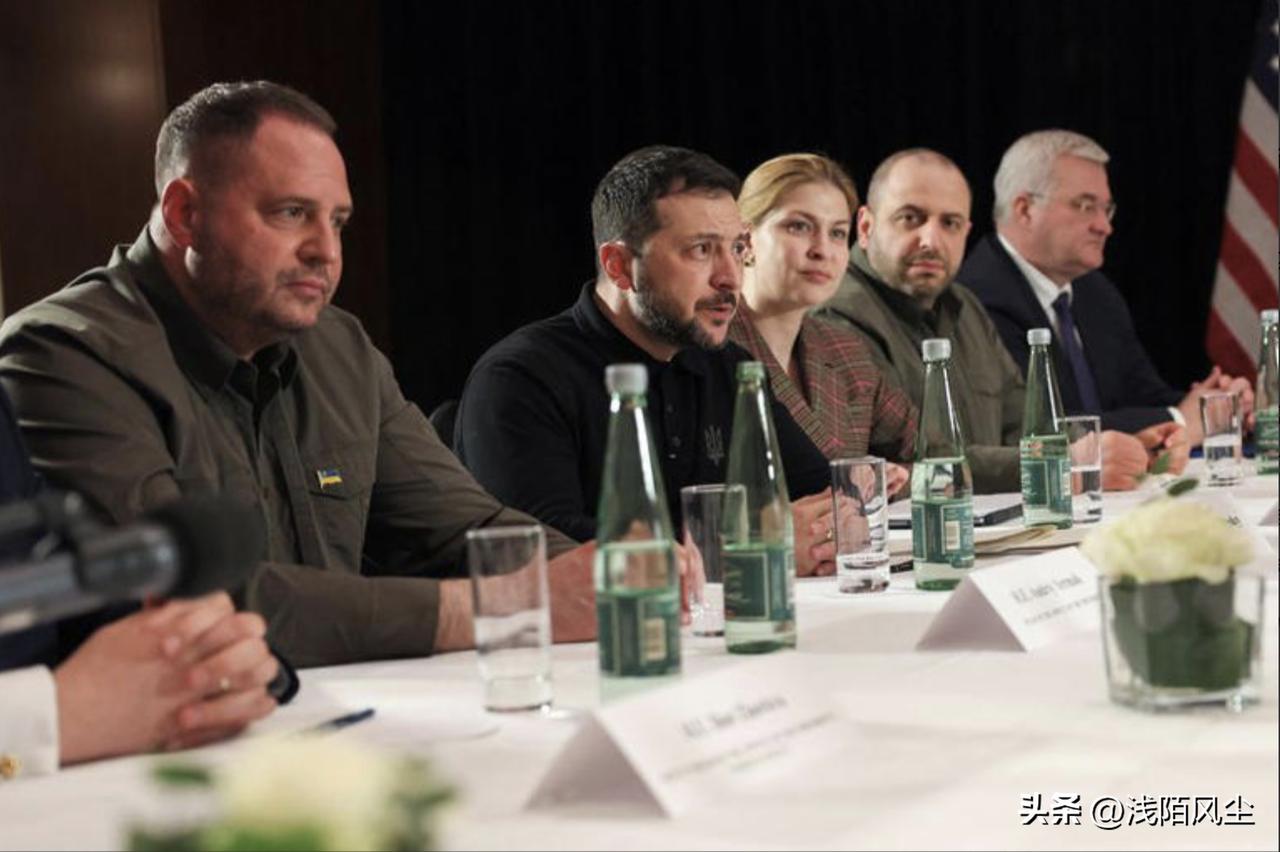 俄罗斯国家杜马议员米哈伊尔·舍列梅特在接受采访时表示，“对泽连斯基办公室主任叶尔