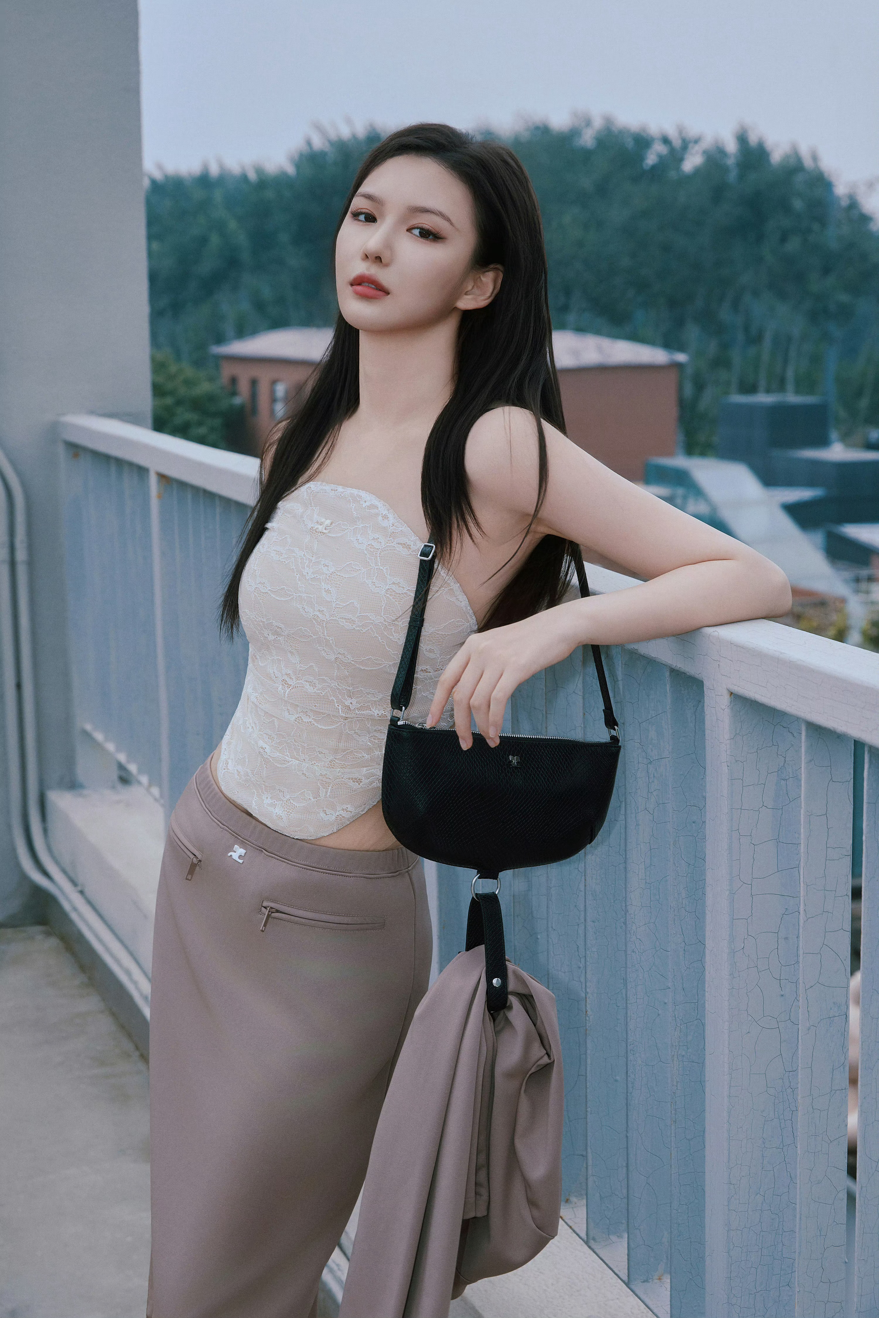 周子玄九月营业照 ​​​
