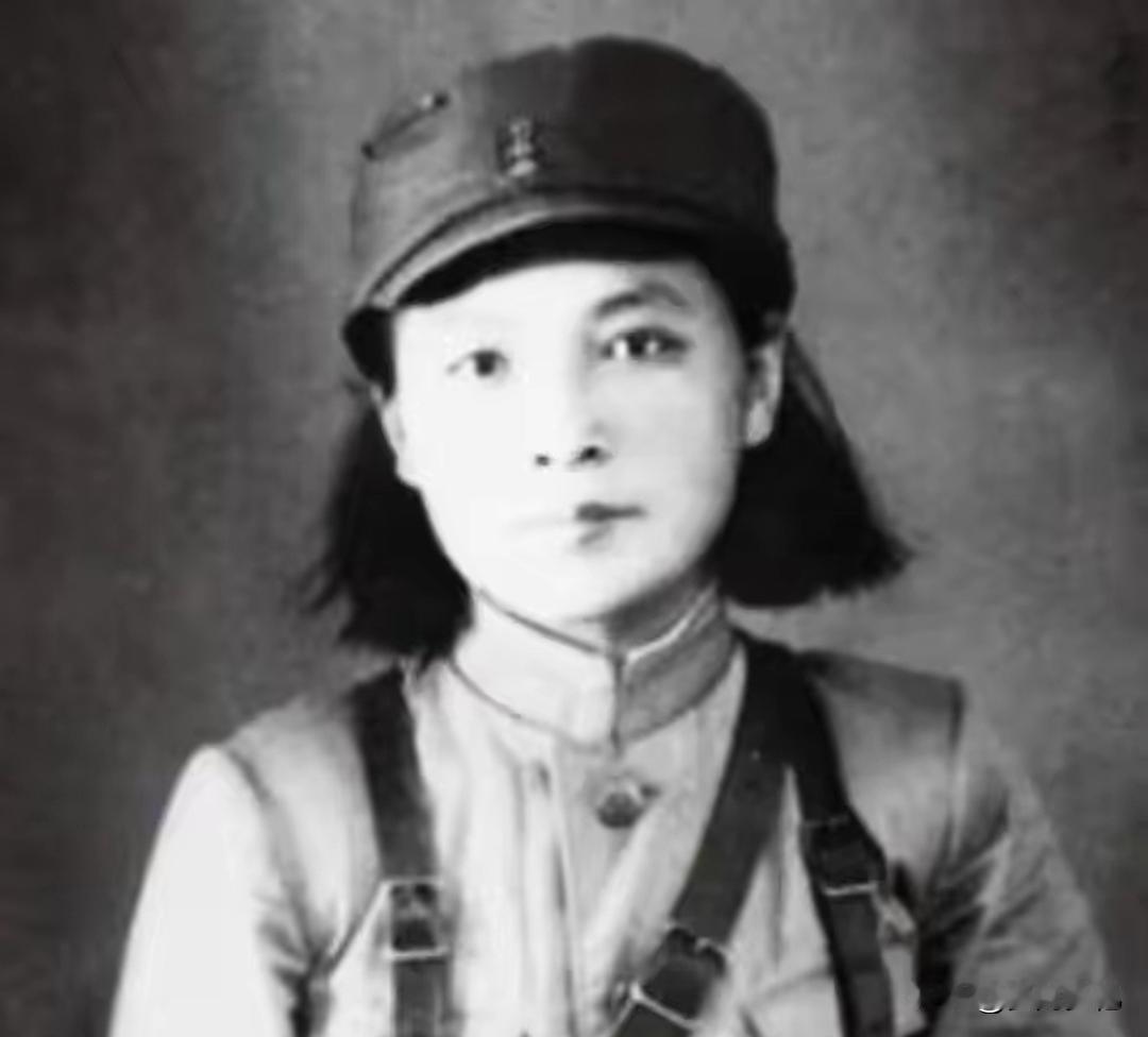 三大战役最胶着的时候，三位领袖为何专门接见这个从敌营归来的女人？
 
1948年