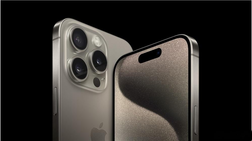 #iPhone15ProMax需求强劲# 没发布前，很多媒体和数码博主都说iPh