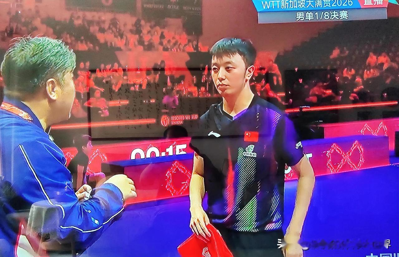 3：1，陈垣宇爆冷淘汰世界冠军雨果！在刚刚结束的2026年WTT新加坡大满贯男单