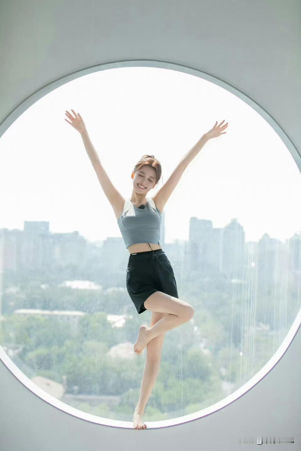 孙怡 ·吴优 健身房闺蜜互拍📷 ​​​