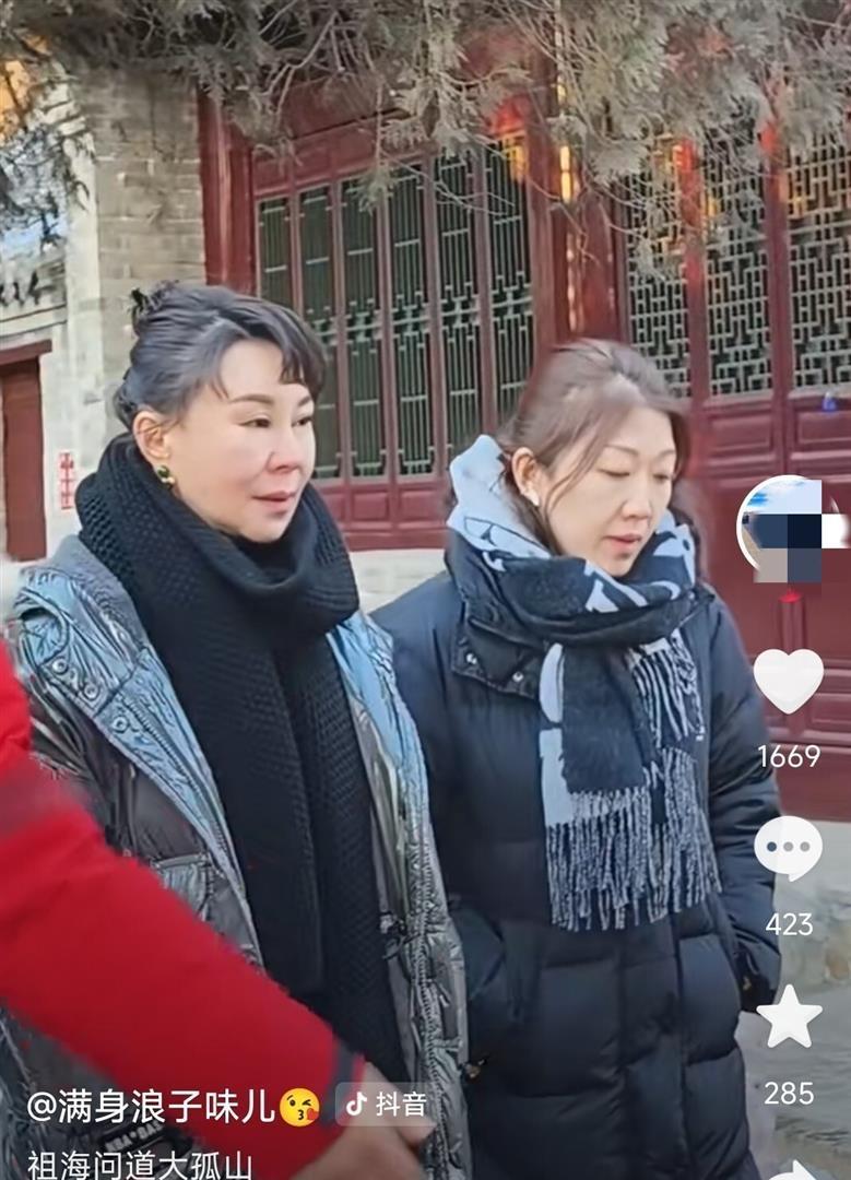 祖海近照惊呆网友，明星褪去光环与常人无异？岁月这把杀猪刀真没留情面！