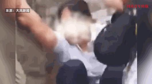 严查到底！7月8日，陕西西安一小区发生惊人一幕，多位业主擅自将公共绿化改造成私人