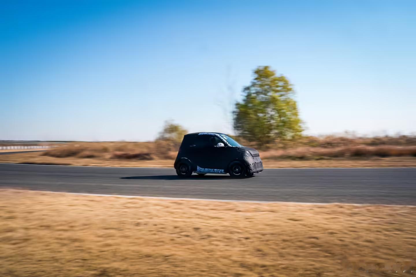 2026年4月北京车展上，smart精灵2的原型概念车要全球首发啦，是梅赛德斯-