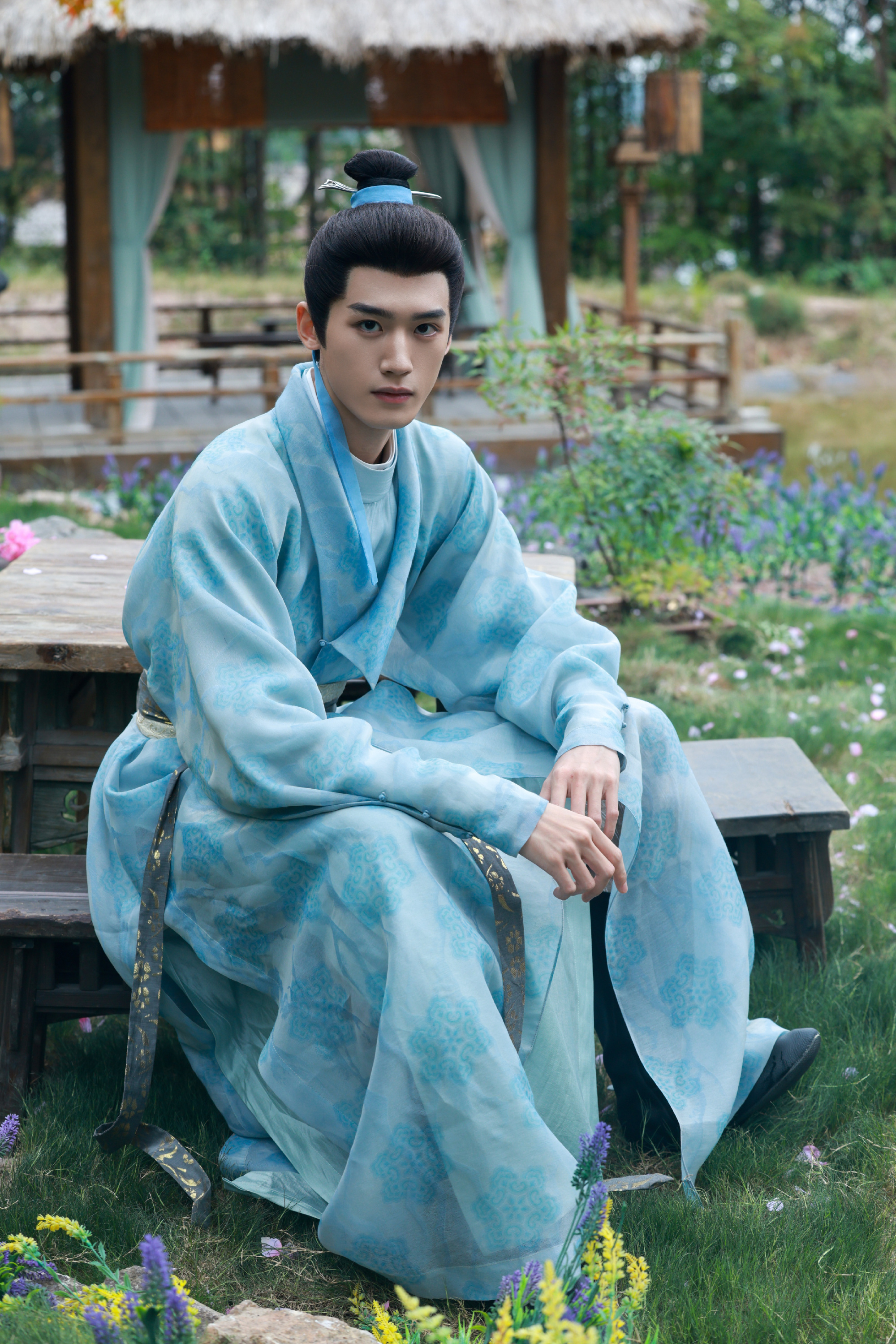 yyc闫玉晨御廷谣yyc闫玉晨沈知书𝑇ℎ𝑒 𝑓𝑙𝑜𝑤𝑒𝑟 𝑤?