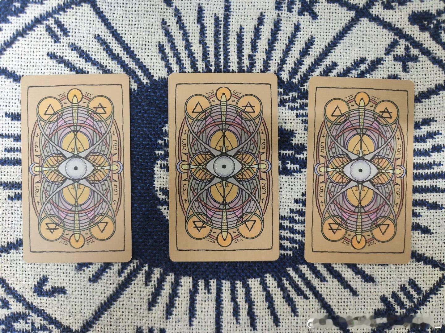 星座 慢慢发现，同一个星座的人，内核也千差万别。性格底色可以参考，但人生走向永远