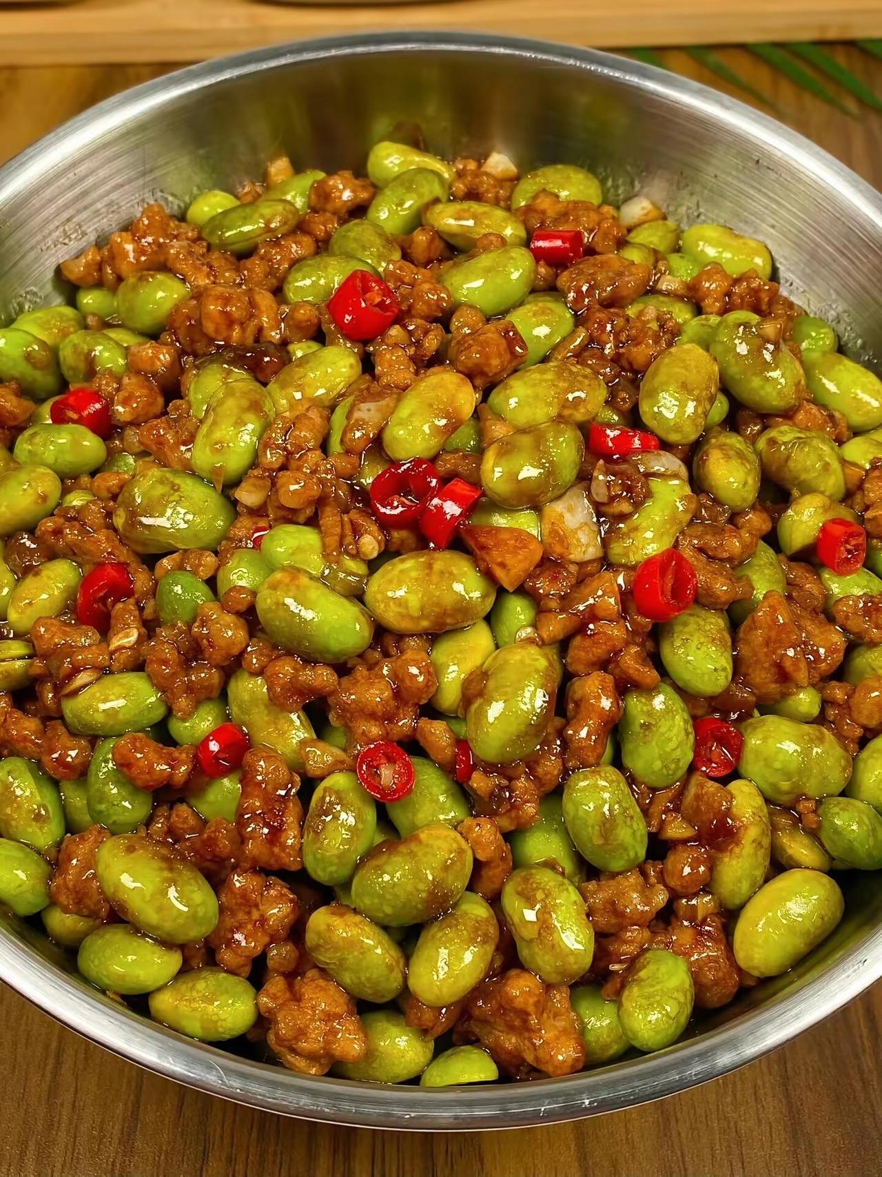 就是这么气人
无论怎么变着法儿吃
就是不胖！

大家帮看下
这是过去一周的菜谱