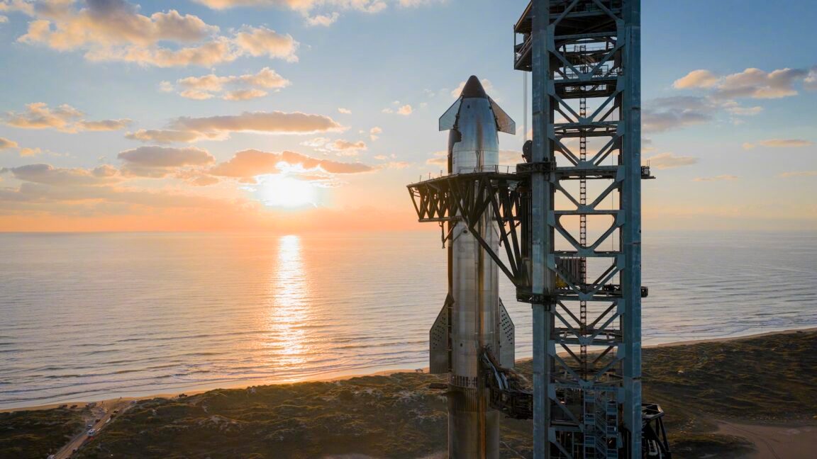 5月21日，SpaceX把账本交了出来。这家公司过去二十多年一直像黑箱一样运行，