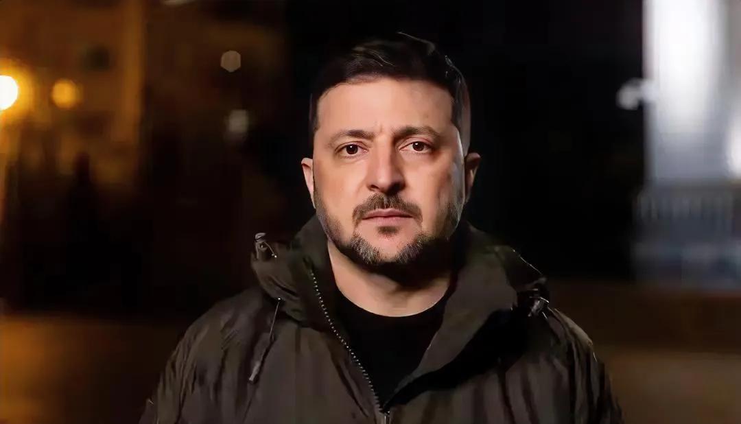 泽连斯基自己给自己壮胆说到，政治家不是永恒的，有人活，有人死，所以美国不支持乌克