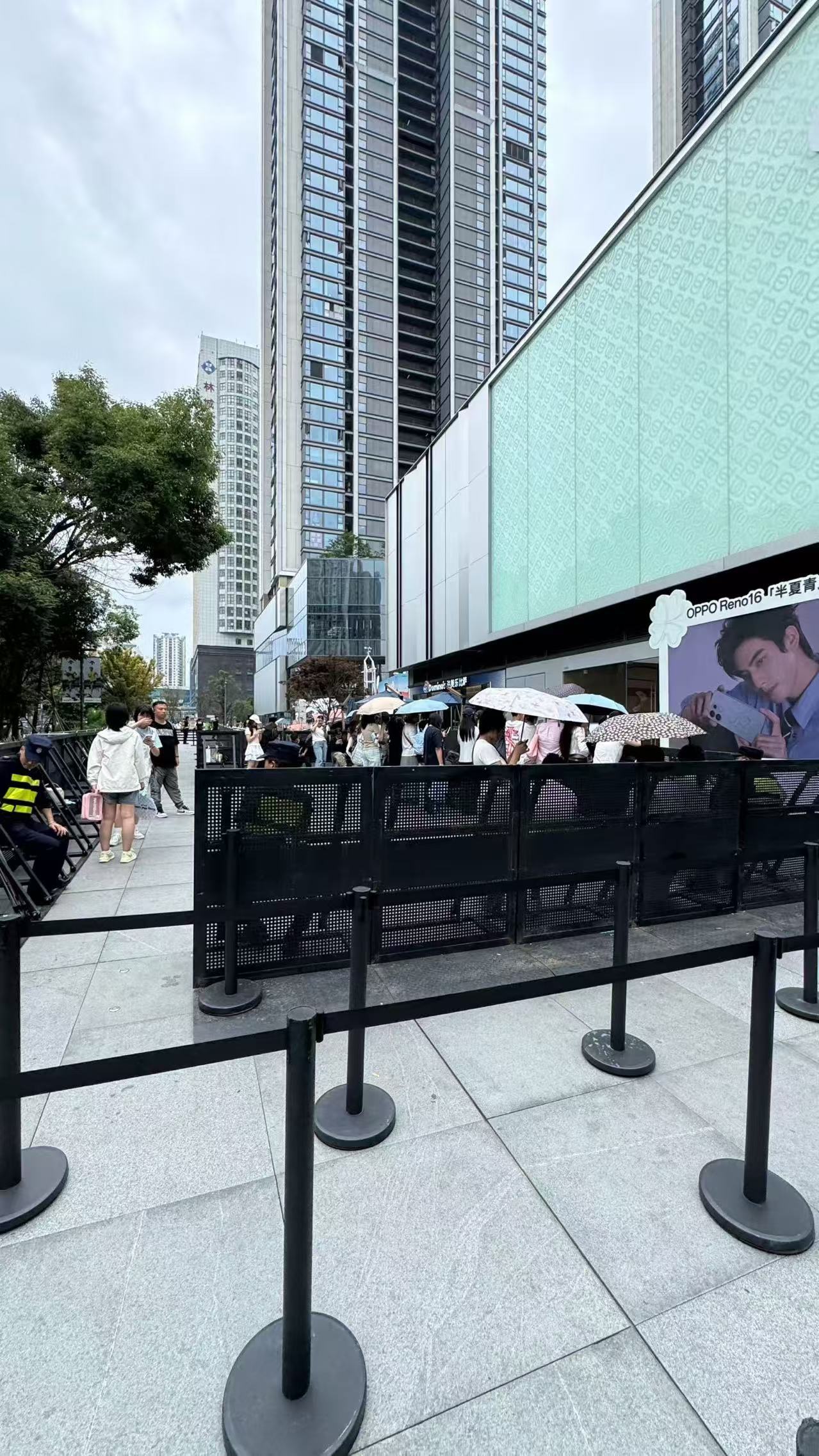 给宋威龙贵阳该有的冷度 